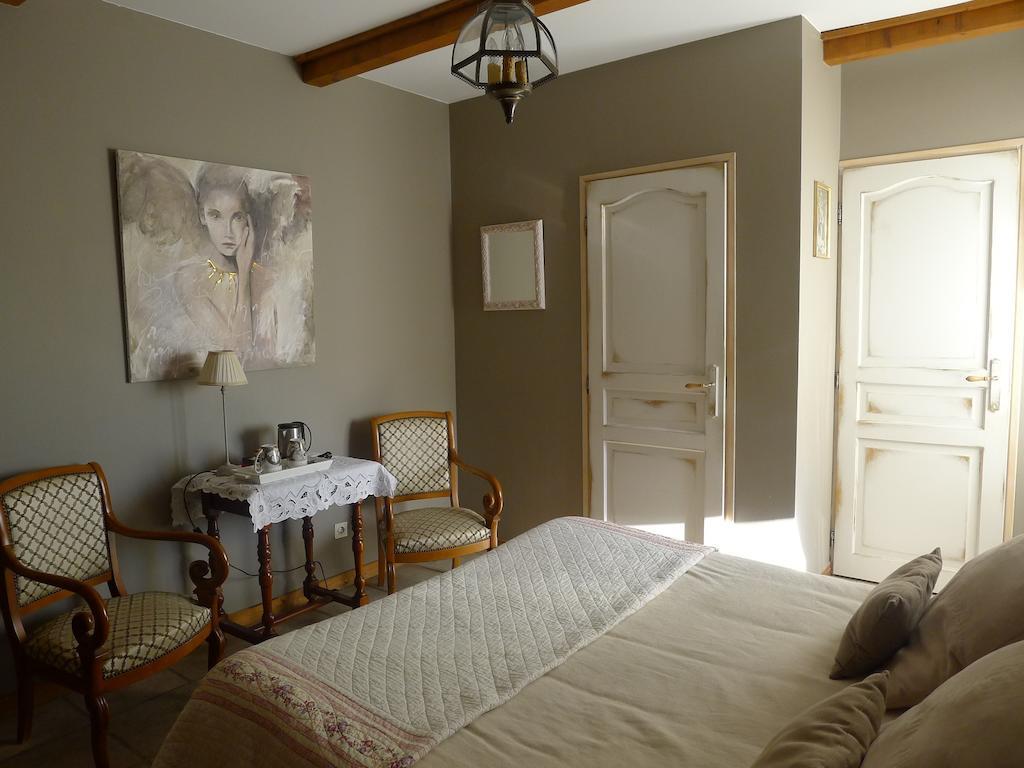 Domaine De La Manse Hotell Villeneuve-de-Berg Rom bilde